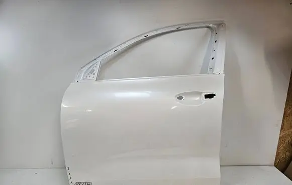 KIA Sorento Front door