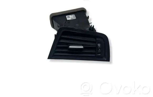 BMW 5 F10 F11 Dashboard side air vent grill/cover trim 16828110 07316001