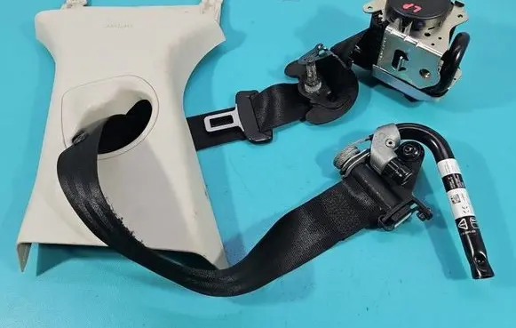 Jaguar XE Front seatbelt 629450500 IMPRK1545295