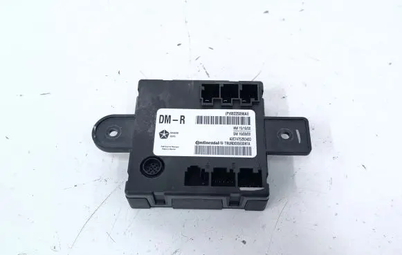 Chrysler Pacifica Door control unit/module P68225096AE 68225096AE