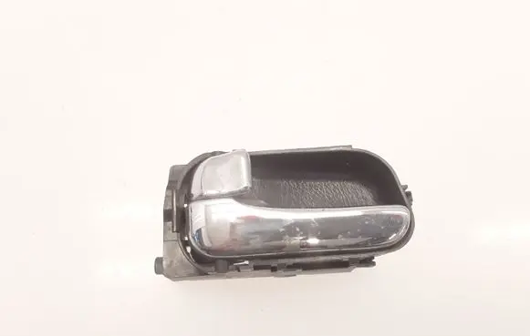 Nissan Primera Rear door interior handle