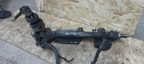 Skoda Superb B6 (3T) Steering rack 7805501469