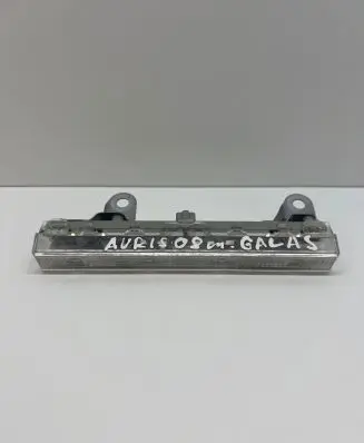 Toyota Auris 150 Third/center stoplight