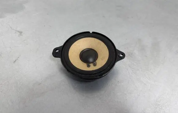 Audi A4 S4 B9 Panel speaker 8W0035454