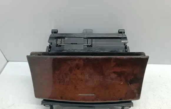 Car ashtray