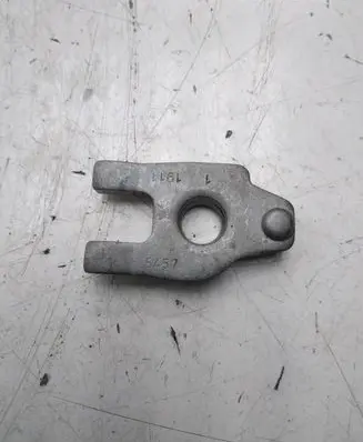 Renault Scenic III - Grand scenic III Fuel Injector clamp holder