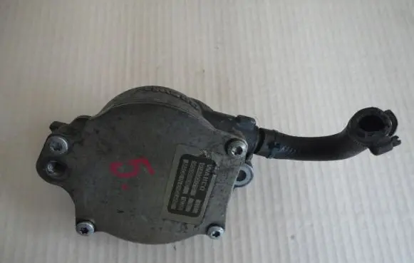 Peugeot 407 Vacuum pump 9653898080