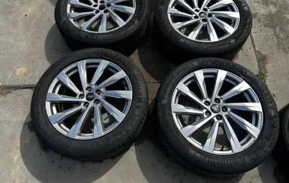 Ford Kuga III R19 alloy rim 