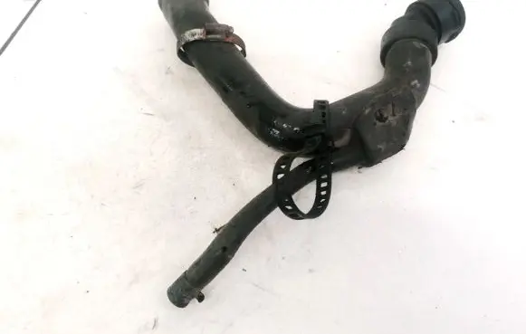 Volkswagen PASSAT B5 Engine coolant pipe/hose 4B0121101E