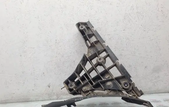 Audi A4 S4 B5 8D Rear bumper mounting bracket 8D9807483AA