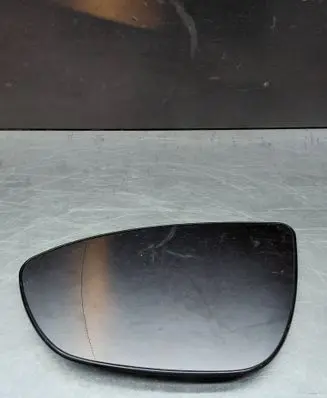 Hyundai Bayon Wing mirror glass 30182294
