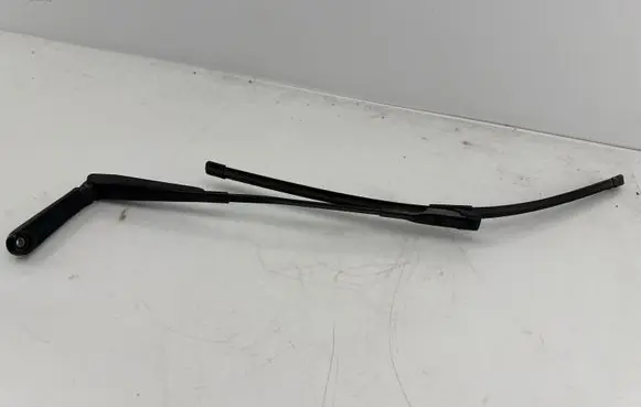 Audi A6 C7 Windshield/front glass wiper blade 4G2955408D