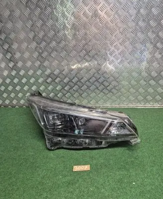 Nissan Leaf II (ZE1) Headlight/headlamp 260106WK7A