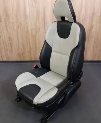 Volvo V40 Cross country Front driver seat 