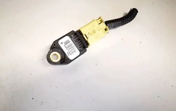Lexus IS 220D-250-350 Airbag deployment crash/impact sensor 898310w040 89831-0w040