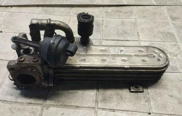 Seat Altea EGR valve cooler 03G131513J 3239787