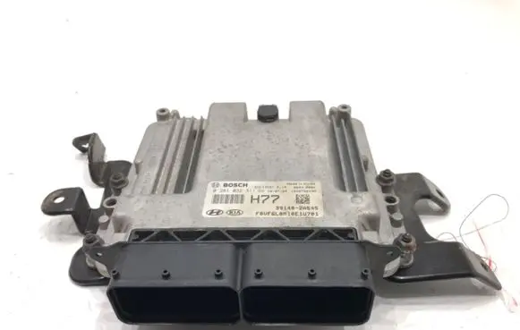 Hyundai i40 Engine control unit/module ECU 39140-2A545