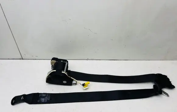Volkswagen Touran II Front seatbelt 1T2857706E