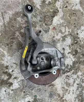BMW 5 E60 E61 Front wheel hub spindle knuckle