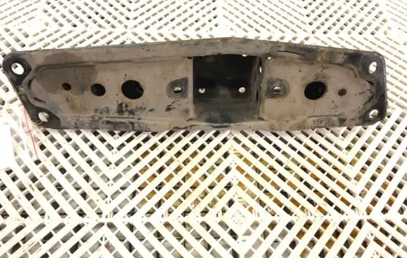 Infiniti Q70 Y51 Gearbox mount