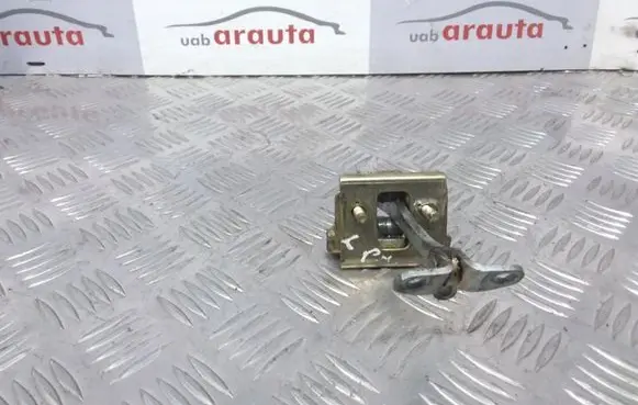 Citroen C5 Front door check strap stopper