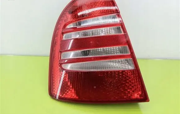 Skoda Superb B5 (3U) Rear/tail lights 3U5945095
