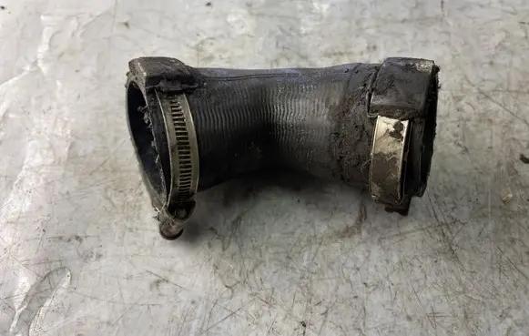 Jeep Patriot Intercooler hose/pipe 04891788AA 04391788AA