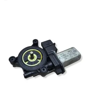 BMW 1 F20 F21 Front door window regulator motor 71015003 3M4631 5YY0568