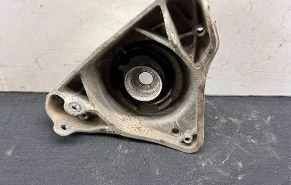 Audi A6 S6 C6 4F Coil spring mount 4F0412383G