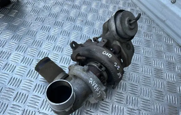 Toyota Avensis T270 Turbo