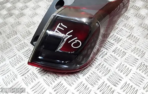 Opel Crossland X Rear/tail lights 2sd2237