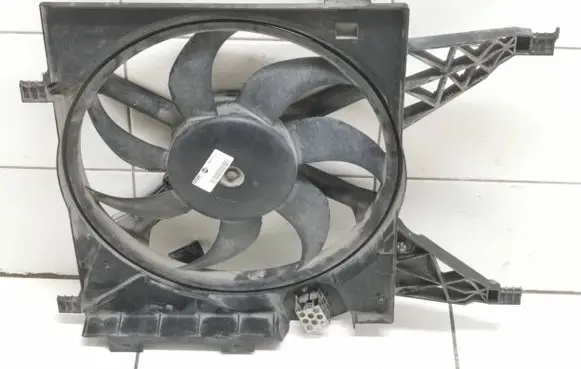 Nissan NV200 Electric radiator cooling fan T7302005 T7439001 21480jx51aex