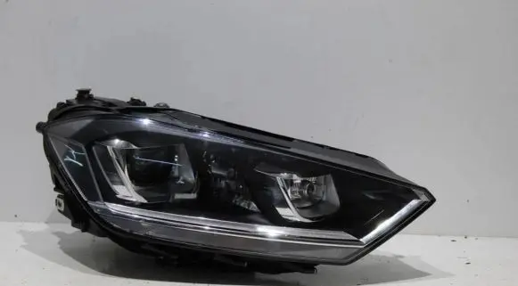 Volkswagen Golf Sportsvan Headlight/headlamp 517941032B 90056422 X621V2215A0K