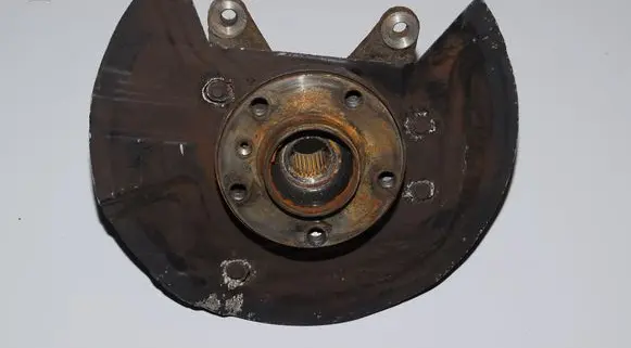 BMW X3 E83 Front wheel hub