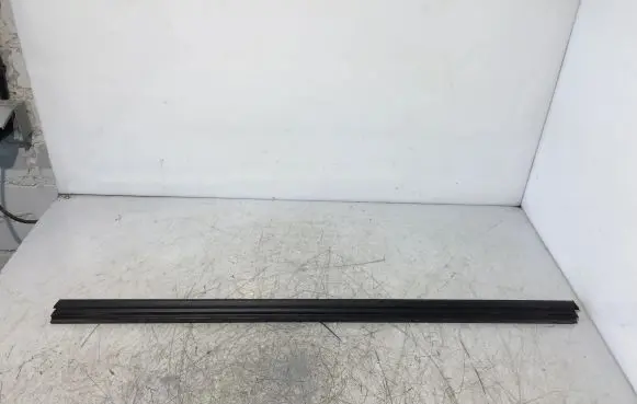 Toyota Proace Rubber seal front coupe door window 9808655780