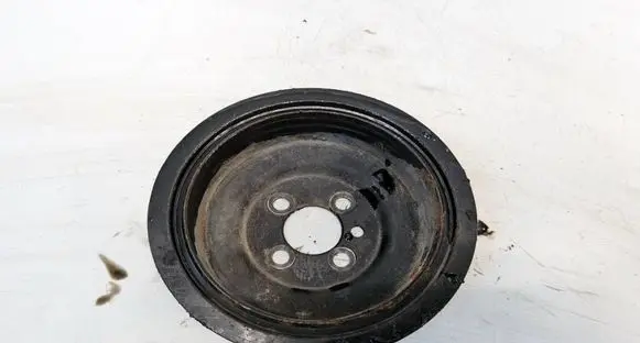 Volkswagen PASSAT B6 Crankshaft pulley 03G105243