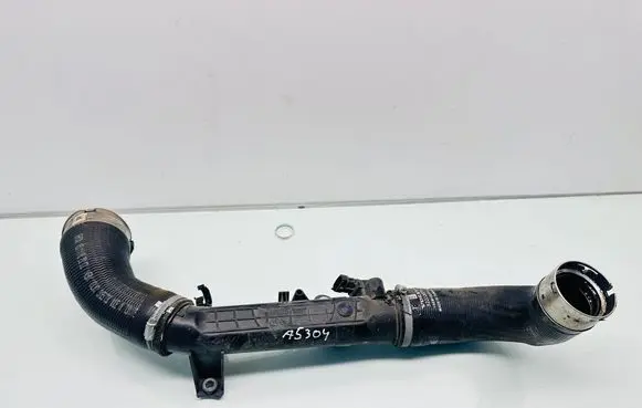 Intercooler hose/pipe
