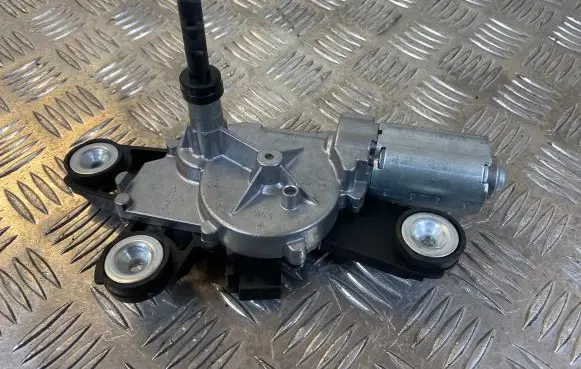 Ford Fiesta Rear window wiper motor 8A61A17K441AB 0390201209