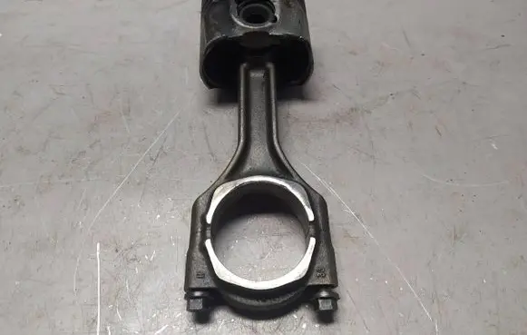 Opel Astra J Piston 0687776302