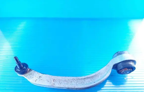Audi A6 S6 C5 4B Front lower control arm/wishbone K1800