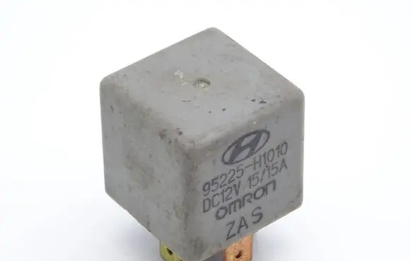 Hyundai Elantra Other relay 95225H1010