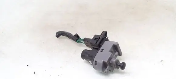 Ford Mondeo Mk III Brake pedal sensor switch 1S7T13480AA