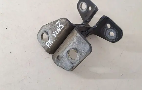 Jeep Grand Cherokee Front door upper hinge 