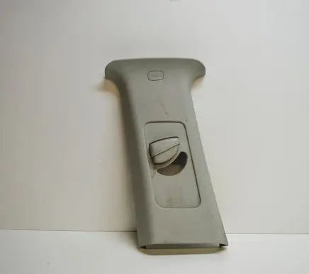 (B) pillar trim (bottom)