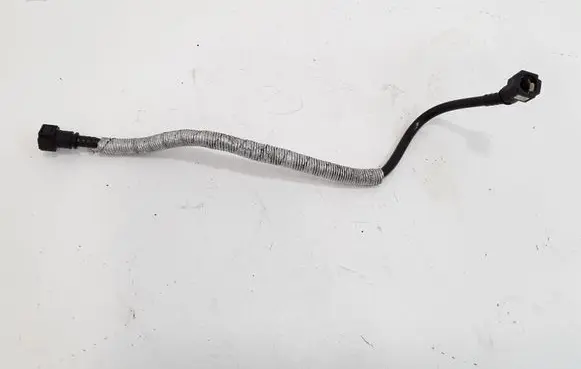 Toyota Avensis T250 Fuel line/pipe/hose 