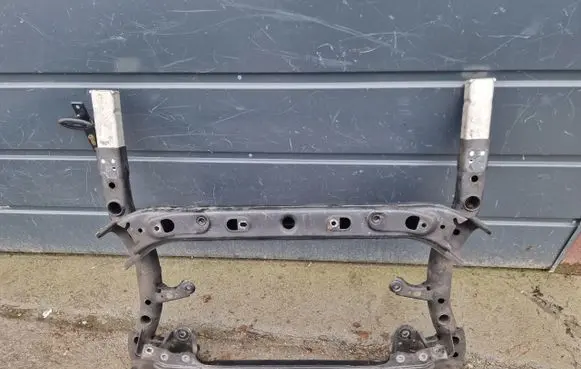 Mercedes-Benz C W205 Front subframe
