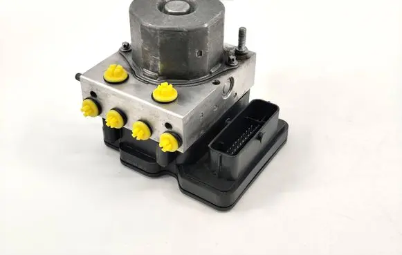 Suzuki Swift II ABS Pump 5611060PA0 0265243272 0265956193
