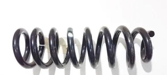 Mercedes-Benz C W205 Rear coil spring