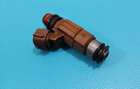 Mazda 626 Fuel injector 780989L IMPRK1454143