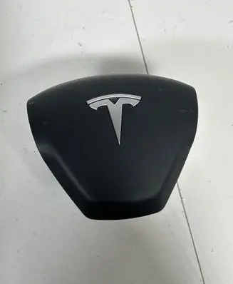 Tesla Model Y Steering wheel airbag 1626617